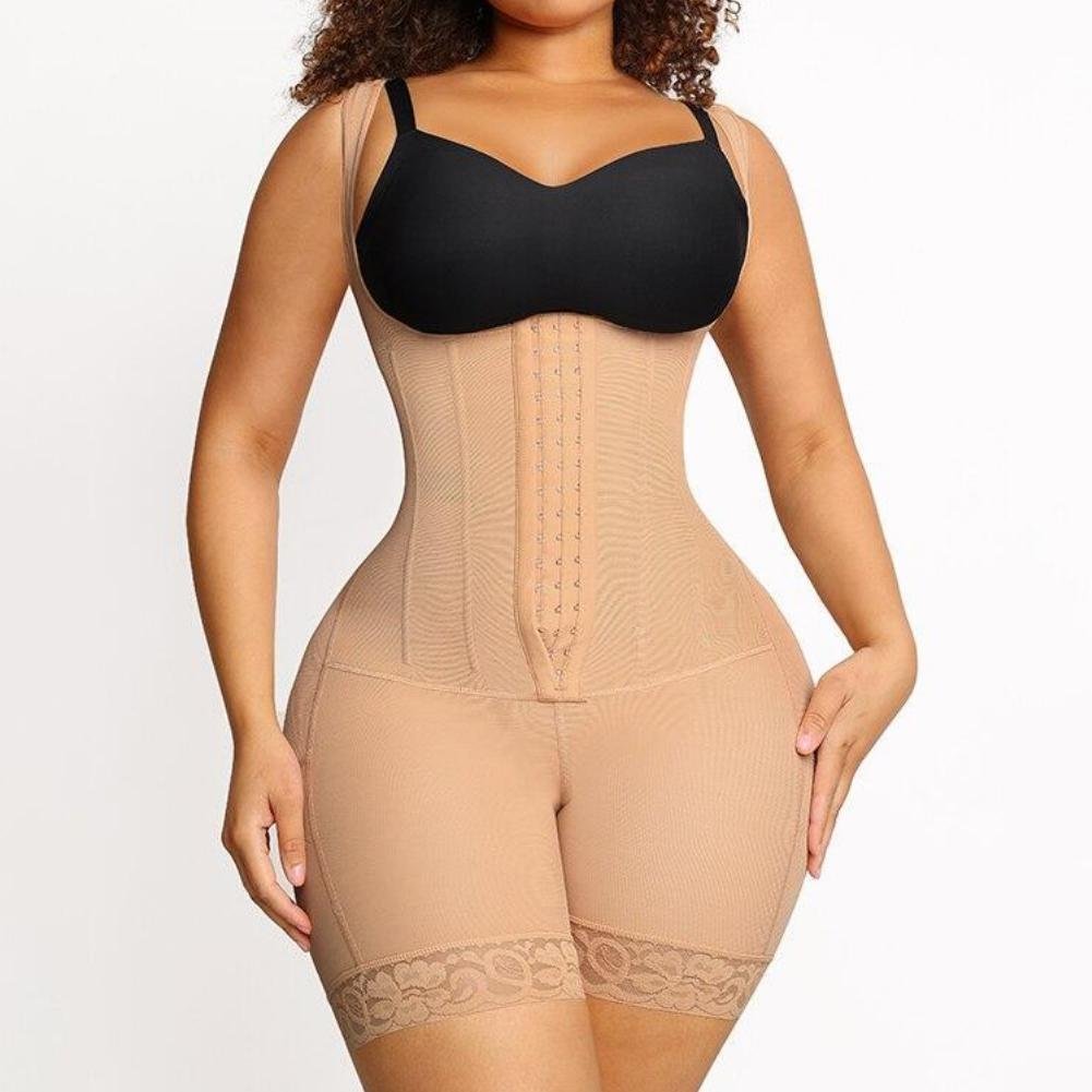 Colombian bbl girdle shorts with bra, small waist, wide hips | Guitar  Curves 